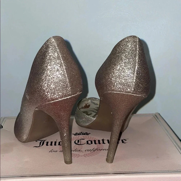 Juicy Couture Gold Heels with Stiletto and Pointed Toe - Picture 6 of 10
